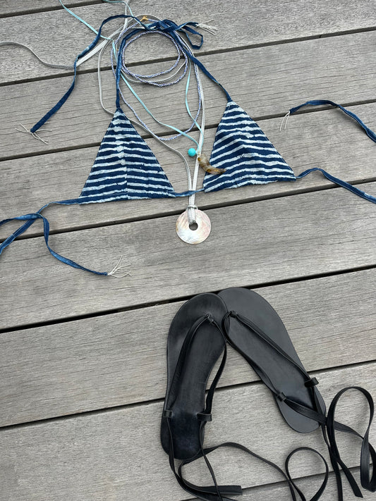 Le Chi Chi Noir Sandal