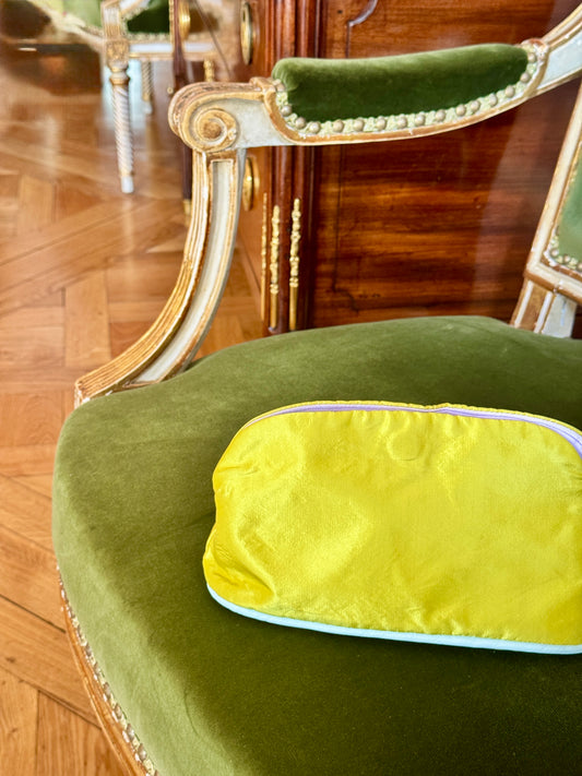 Le Taffeta Pouch in Kiwi