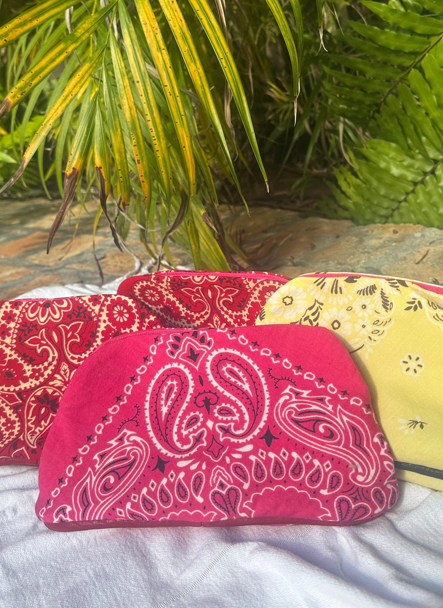 Le Bandana Pouch in Guava