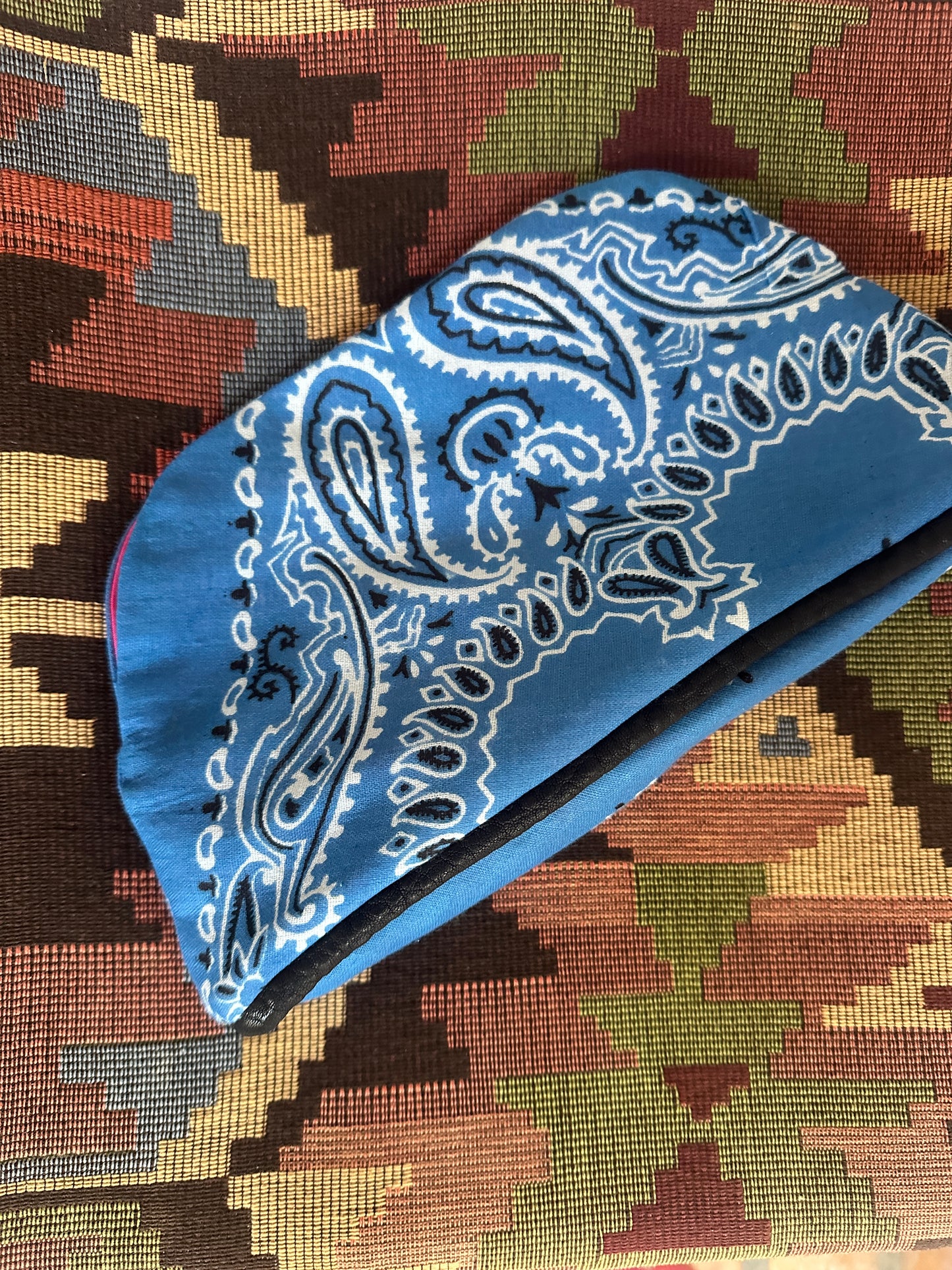 Le Bandana Pouch in Blueberry