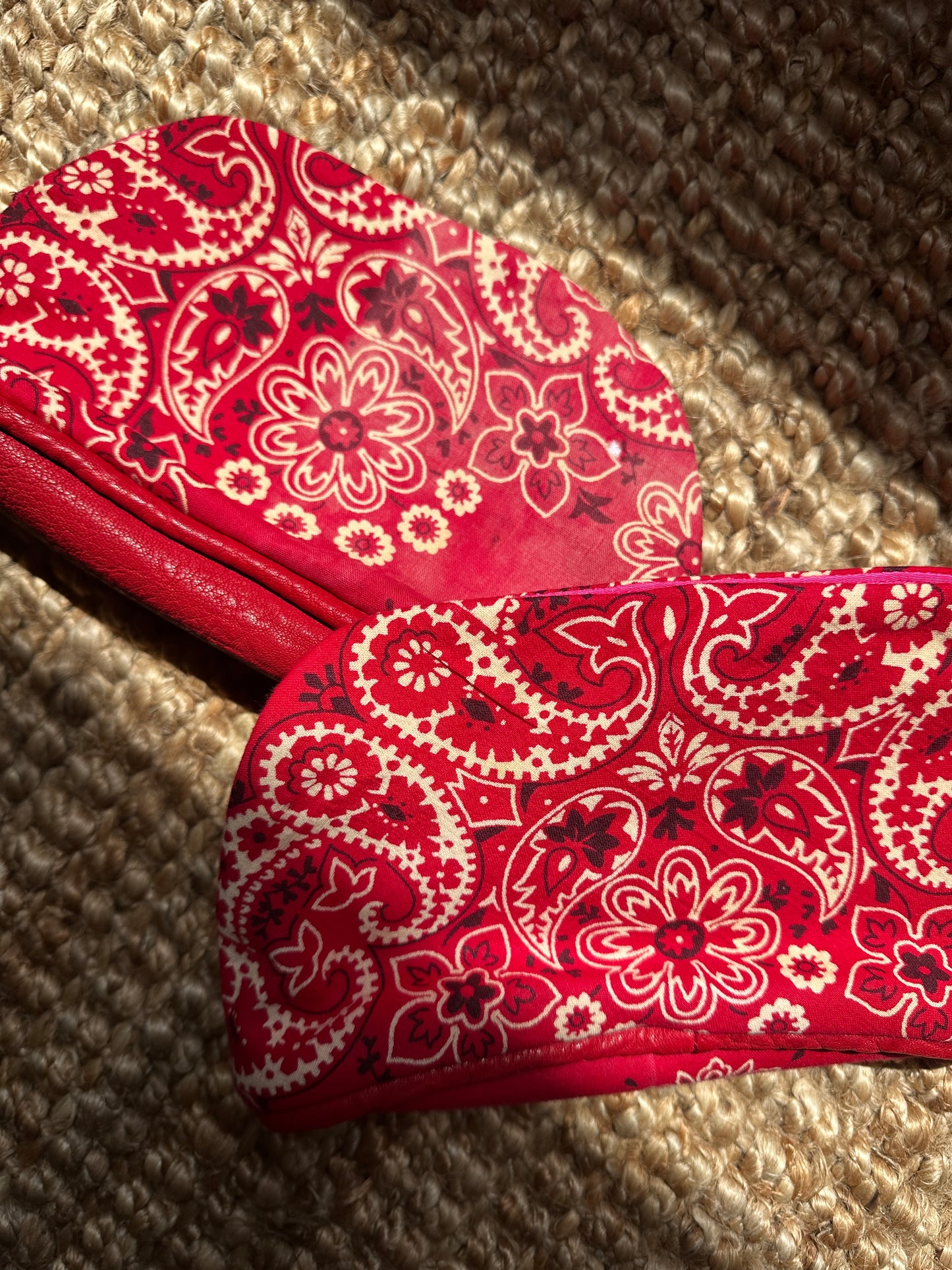 Le Bandana Pouch in Cherry